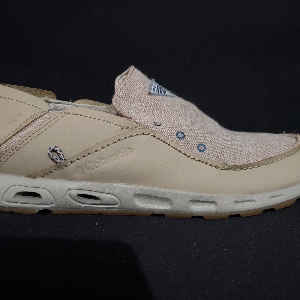 New!! Columbia Fishing Boat Shoes Mens9.5